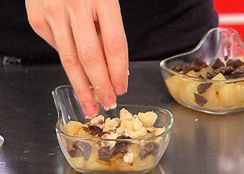 Crumble aux Poires, amande et Chocolat Crumble aux Poires, amande et Chocolat